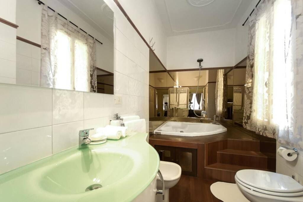 Banchi - Classic Between Navona And Campo Dei Fiori Apartamento *